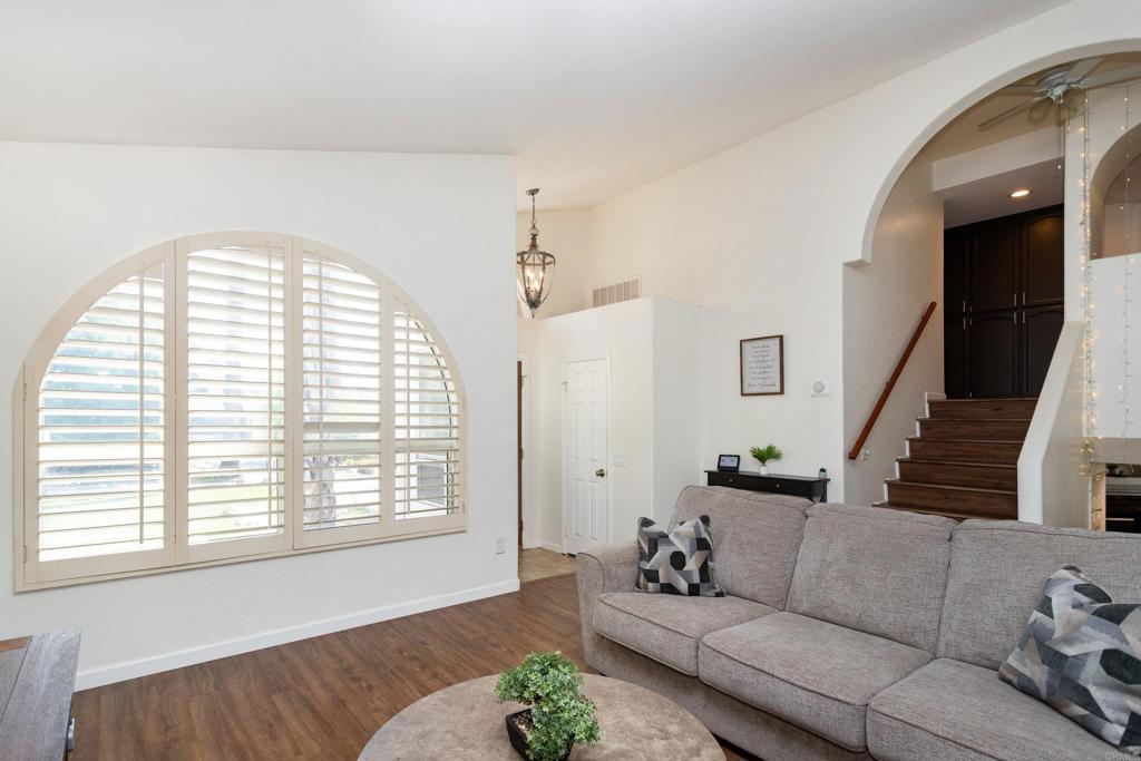 23945 Nectar Way Property Photo 6