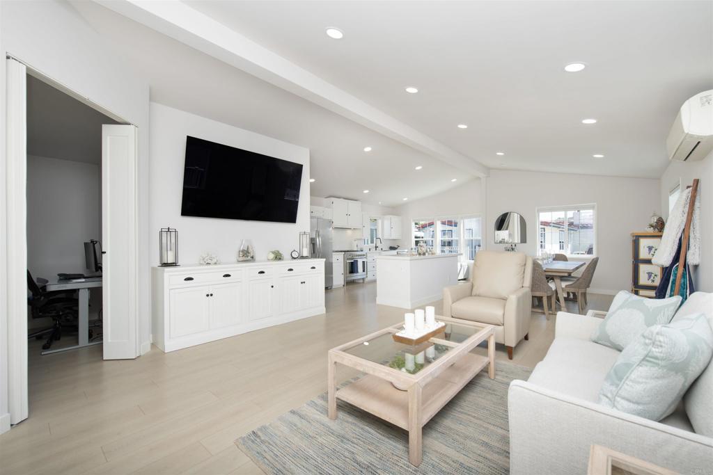 6503 Friendly Property Photo 6