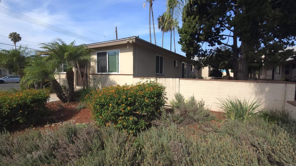 4104 Arizona Street Property Photo 2