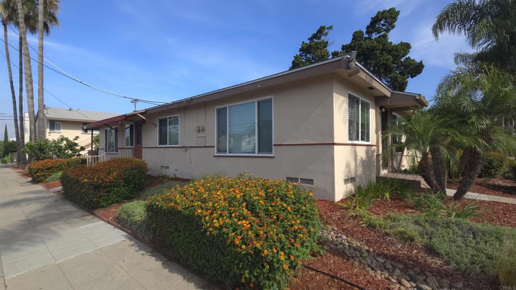 4104 Arizona Street Property Photo 3