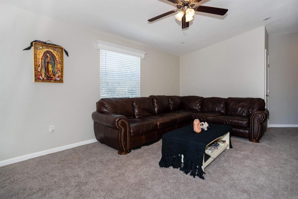 18374 Oleander Avenue Property Photo 5