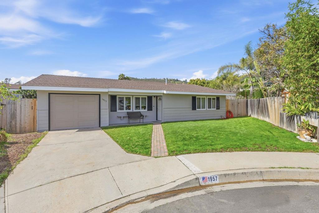 1957 Clover Way Property Photo 1