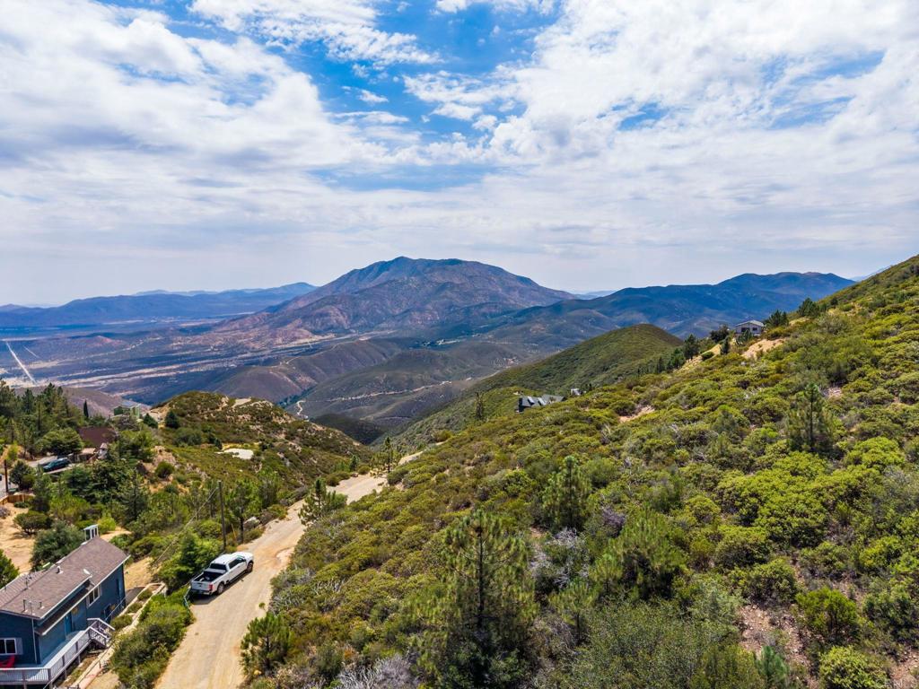 Manzanita Drive Property Photo 4