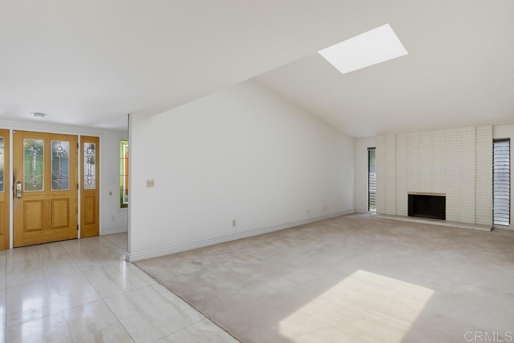 31122 Old River Road Property Photo 11