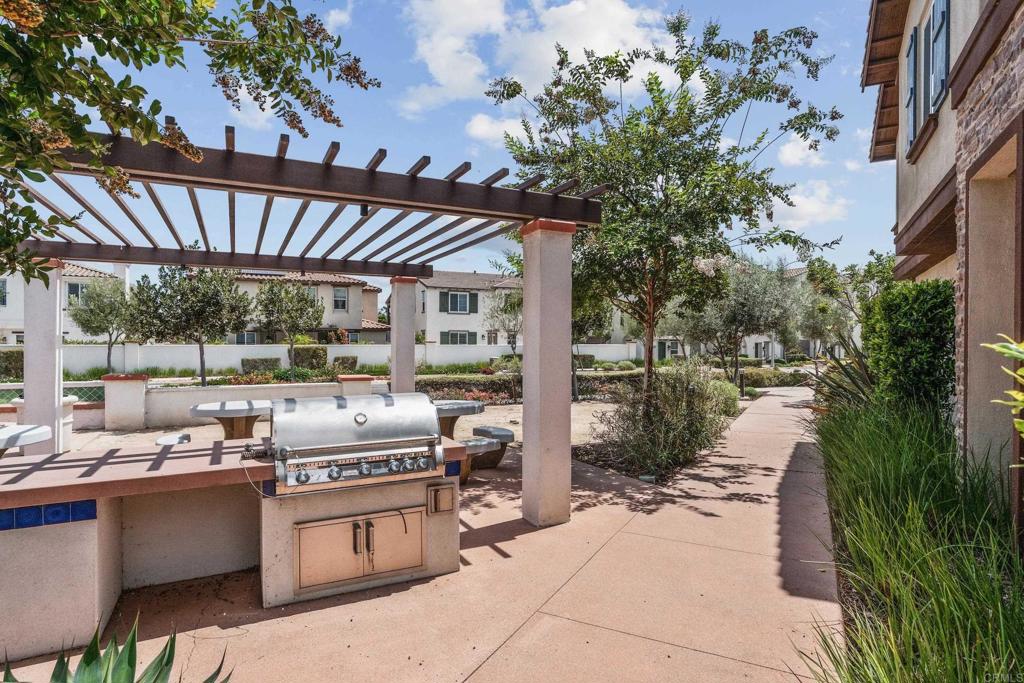 4136 Sitio Flor Property Photo 22