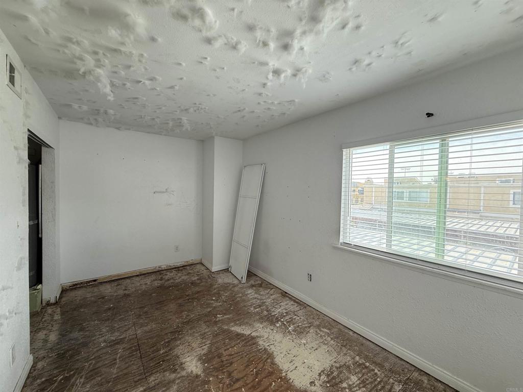 475 N Midway Drive 169 Property Photo 10
