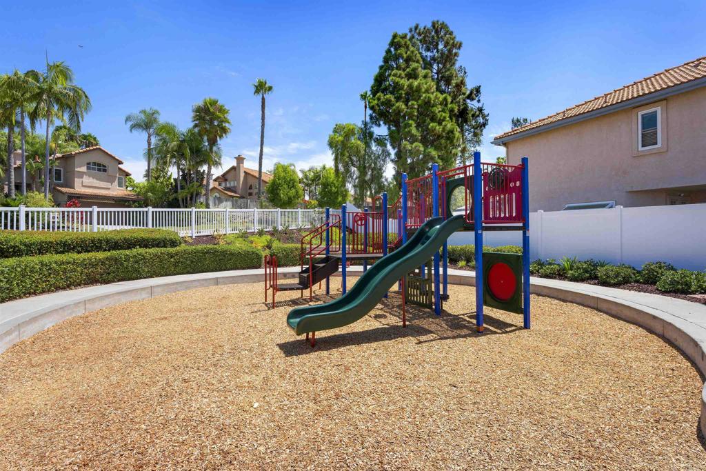 1721 Corte Viejo Property Photo 33