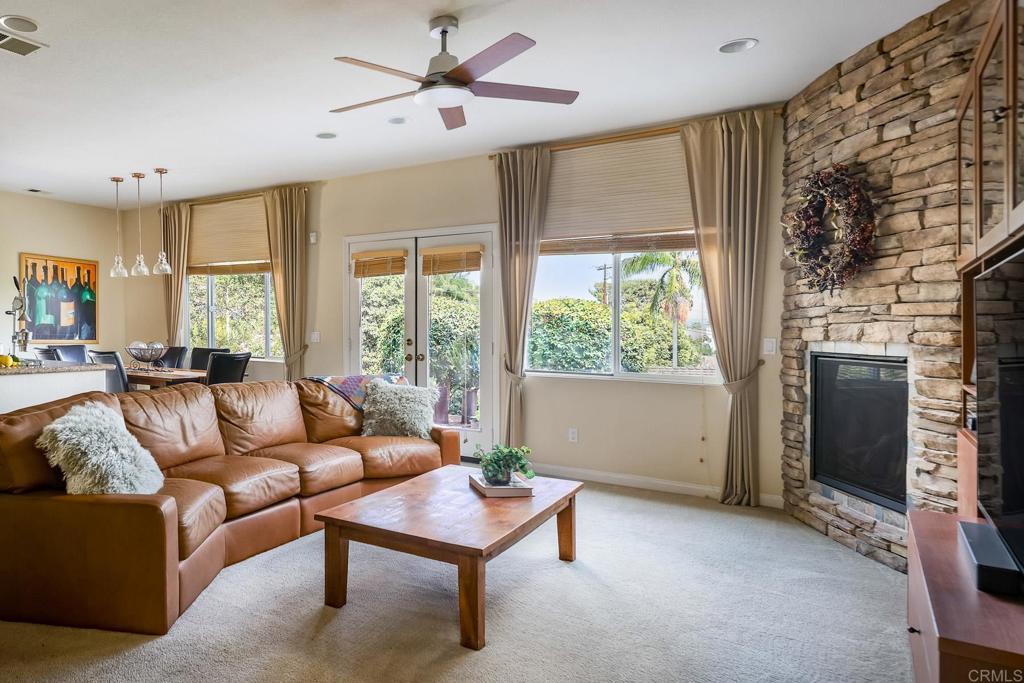 1684 Hubbard Place Property Photo 1