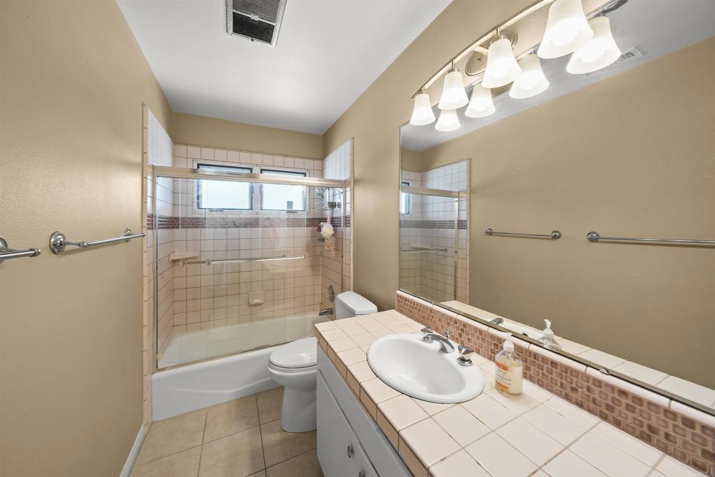 141 Helen Way Property Photo 10