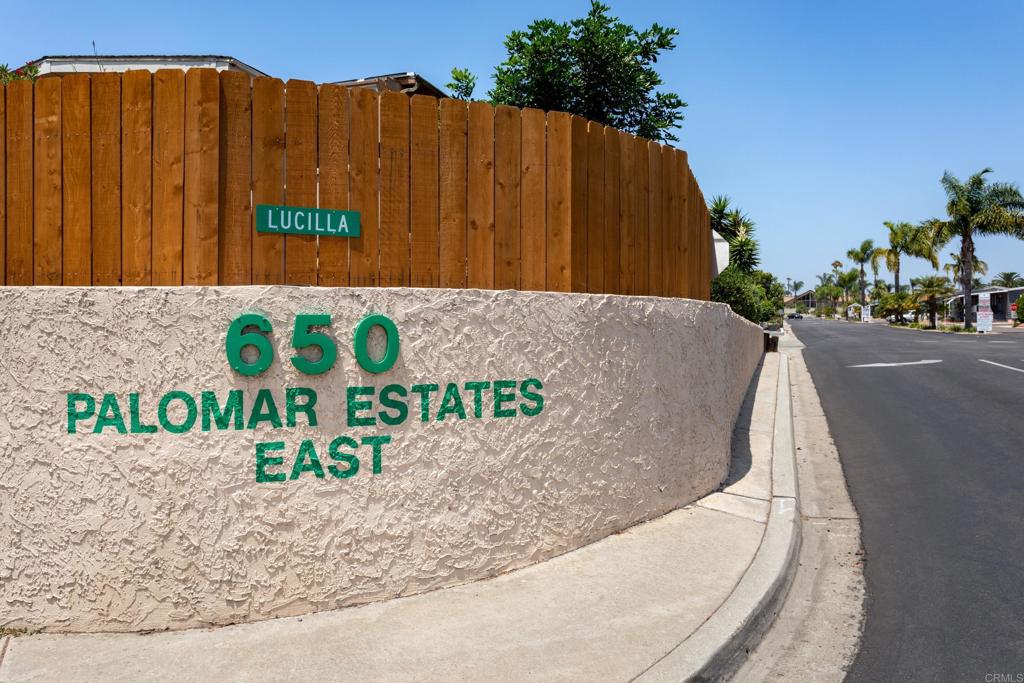 650 S Rancho Santa Fe Rd. 52 Property Photo 22