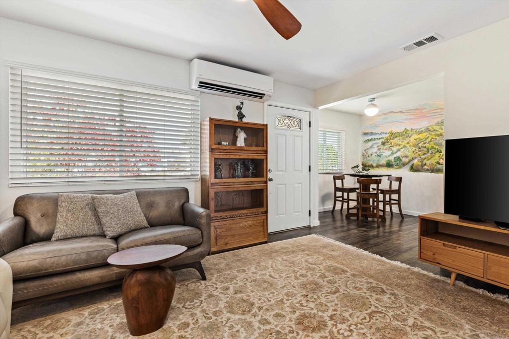 3526 Santa Maria Property Photo 8