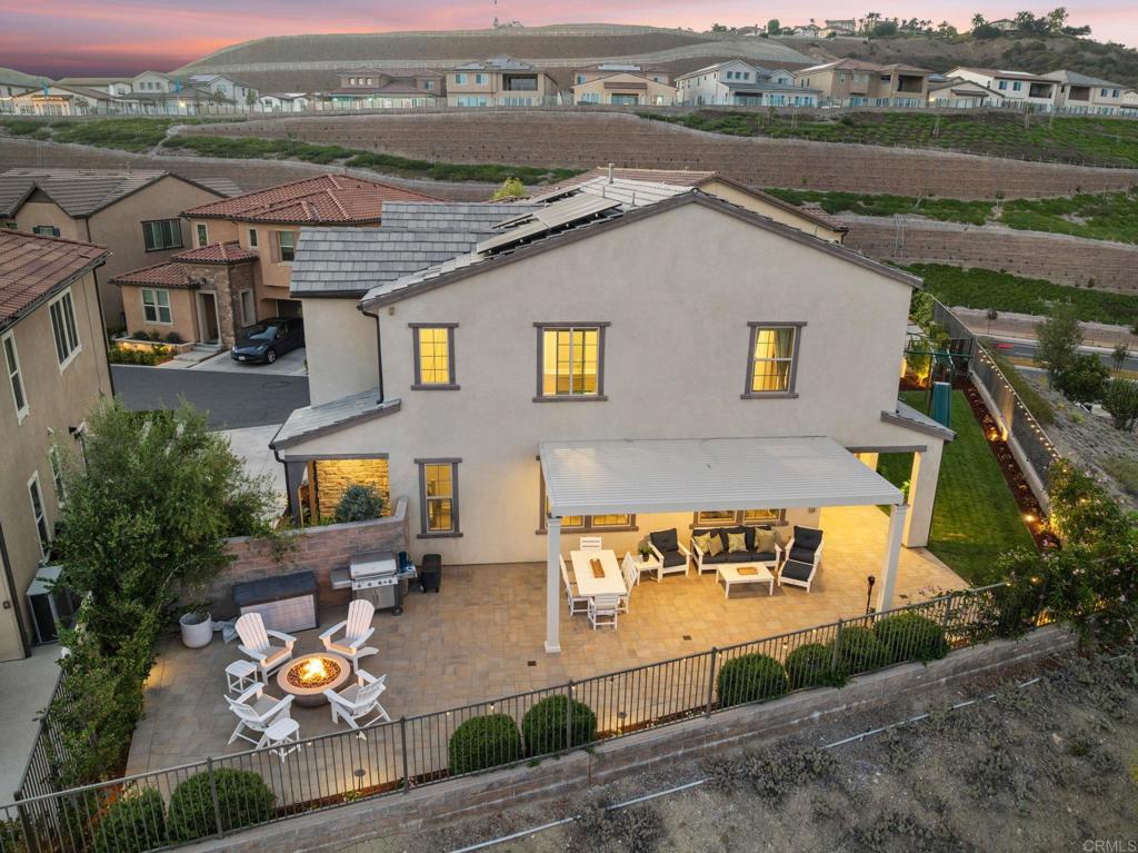 1832 Aliso Canyon Dr Property Photo 4