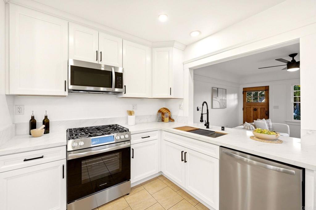 1729 Bancroft Street Property Photo 15