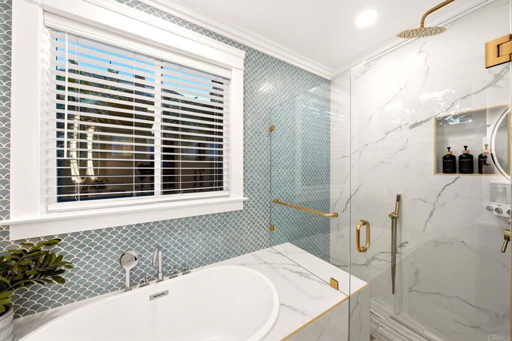 1729 Bancroft Street Property Photo 22