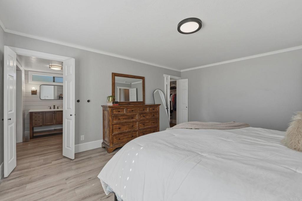 929 Pepper Tree Lane Property Photo 30