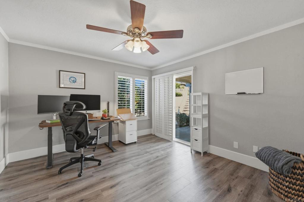 929 Pepper Tree Lane Property Photo 36
