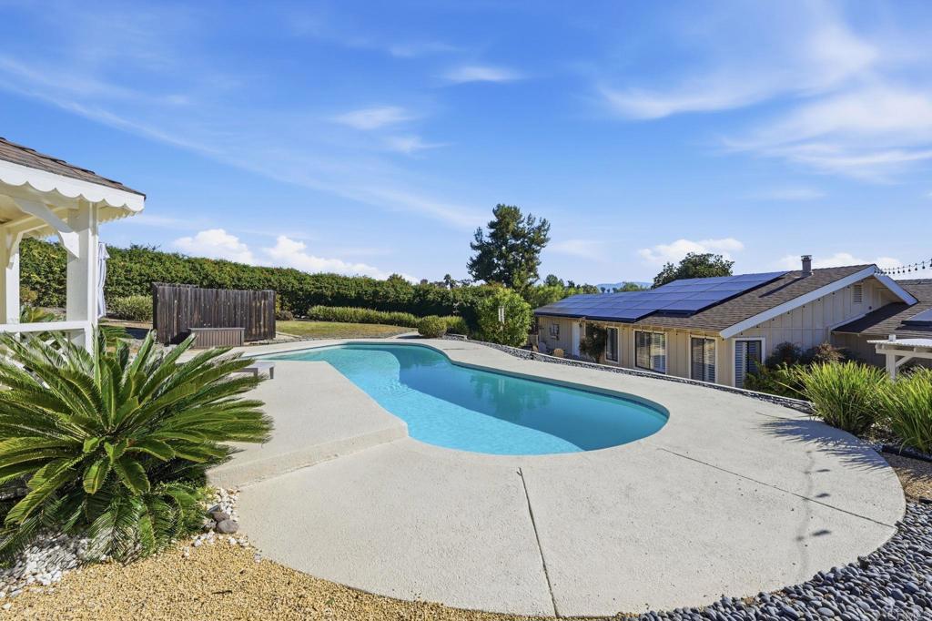 929 Pepper Tree Lane Property Photo 43
