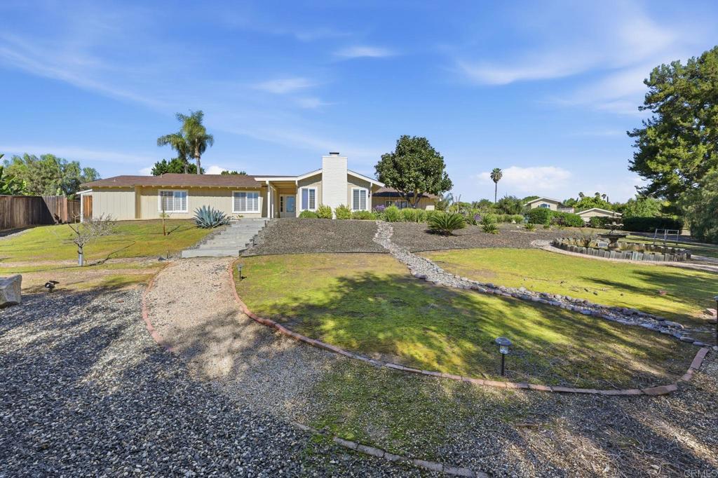929 Pepper Tree Lane Property Photo 48
