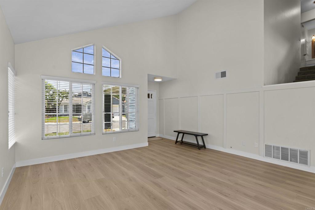 5389 Blackberry Way Property Photo 6