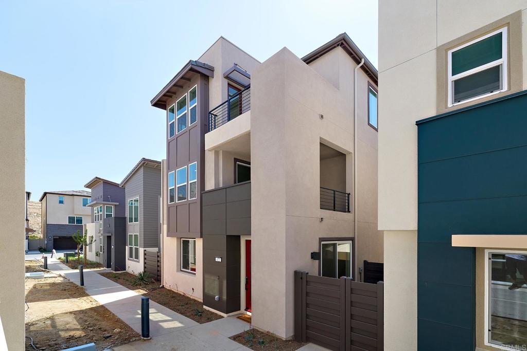 472 Gadget Road Property Photo 2