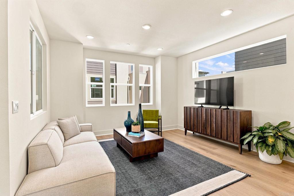 472 Gadget Road Property Photo 4