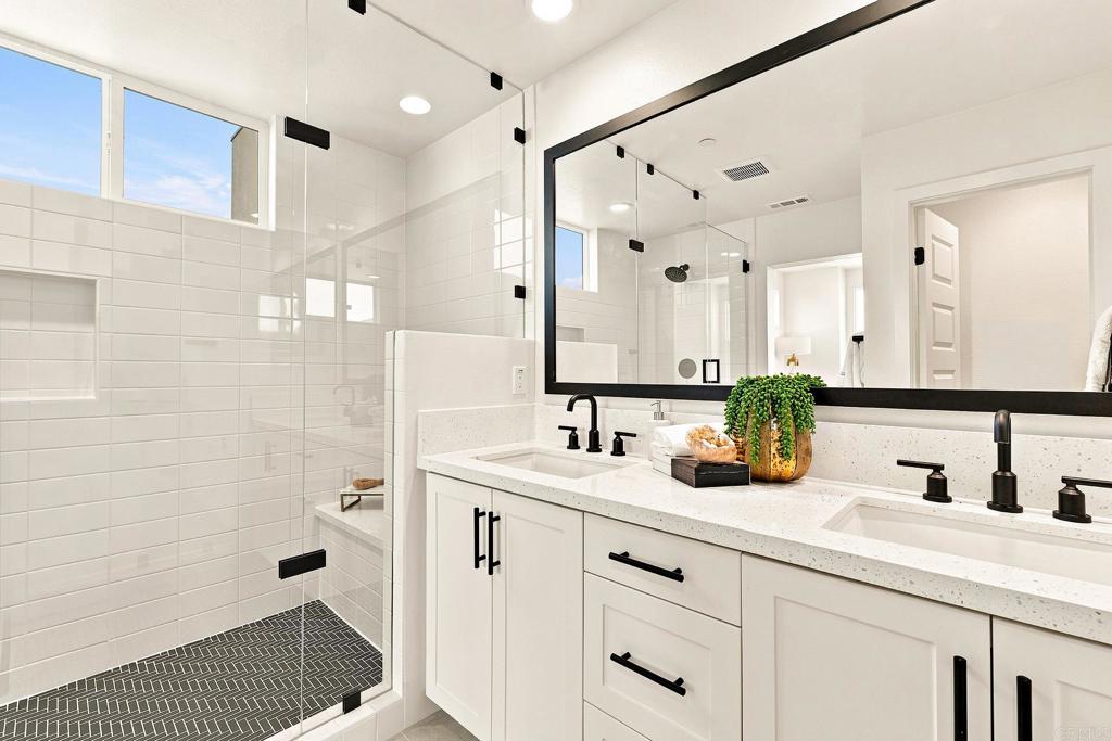 472 Gadget Road Property Photo 18