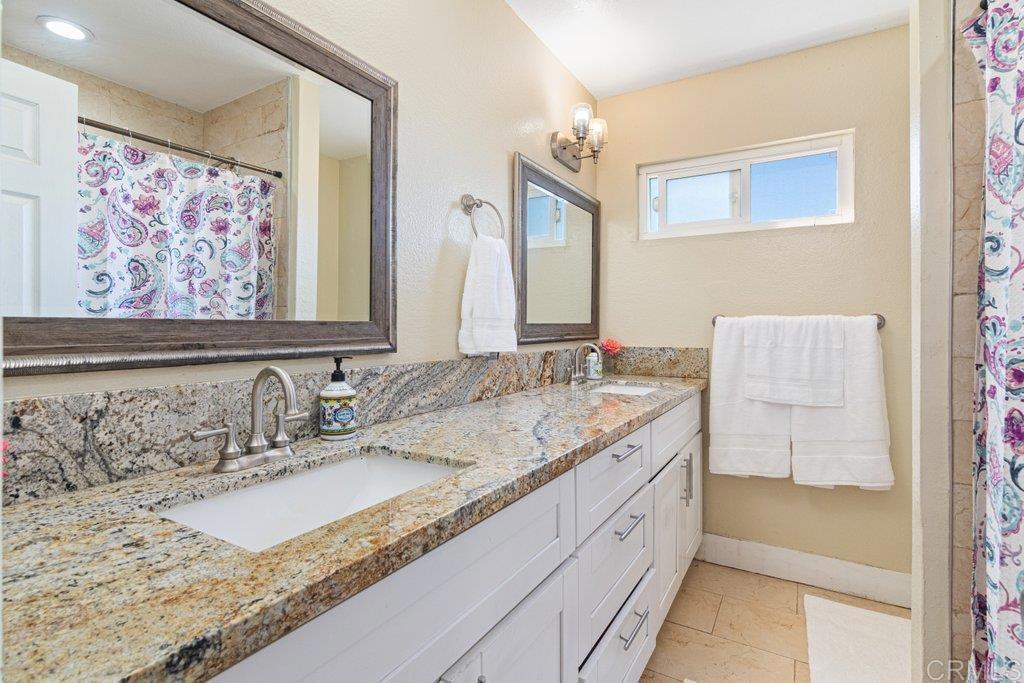 5741 Rainbow Heights Road Property Photo 16