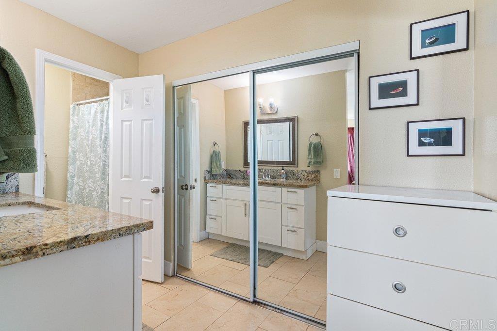 5741 Rainbow Heights Road Property Photo 17