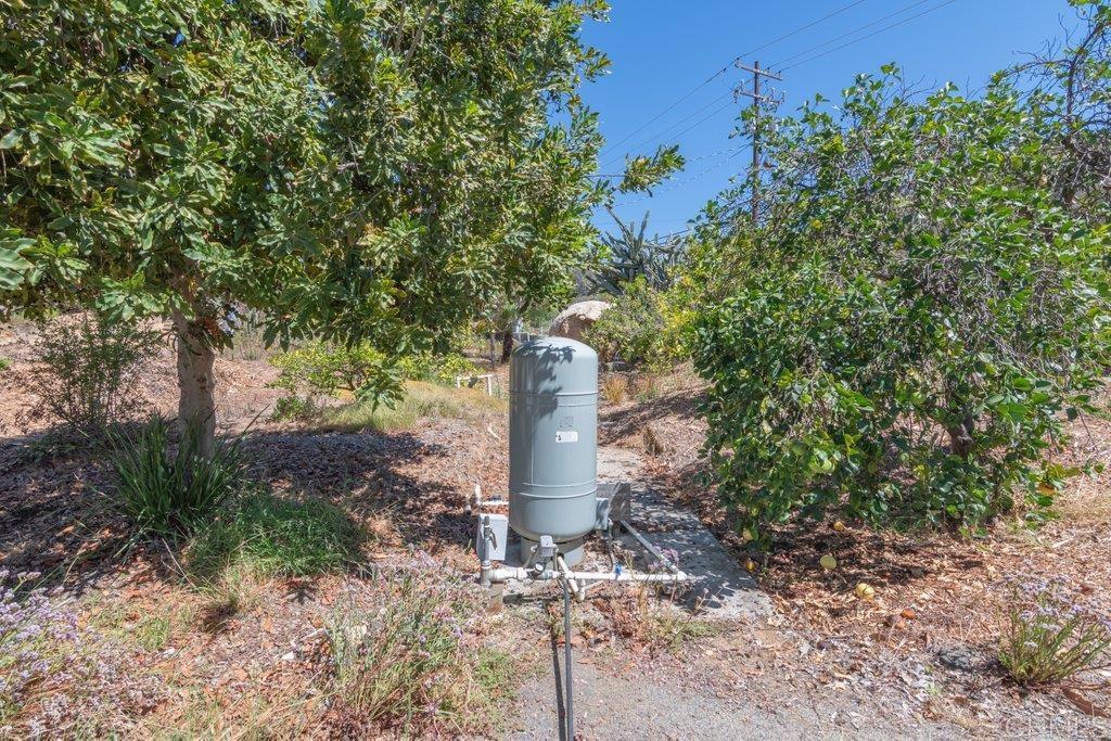 5741 Rainbow Heights Road Property Photo 32