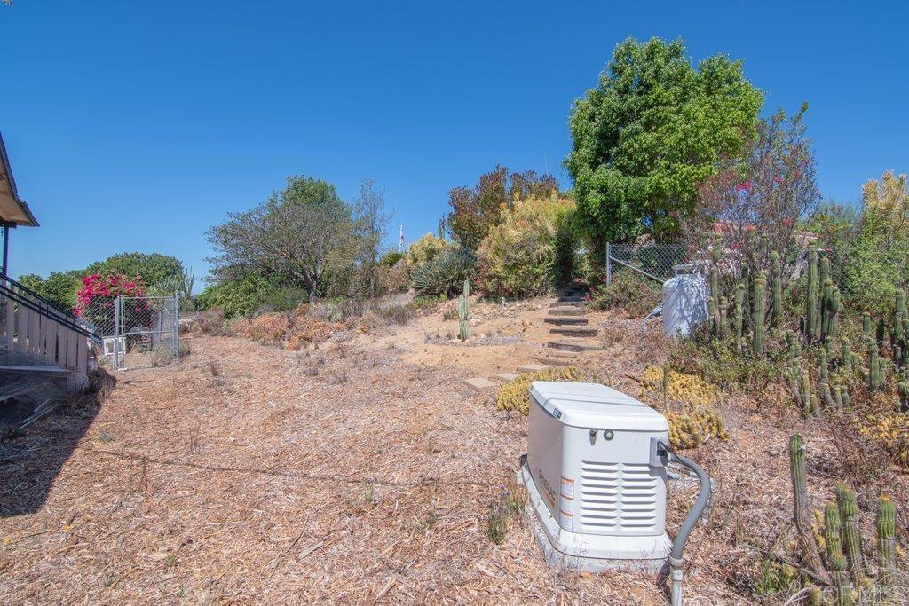 5741 Rainbow Heights Road Property Photo 33