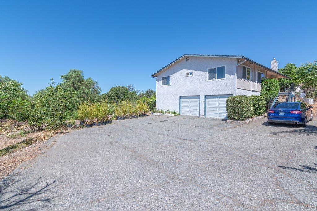 5741 Rainbow Heights Road Property Photo 44