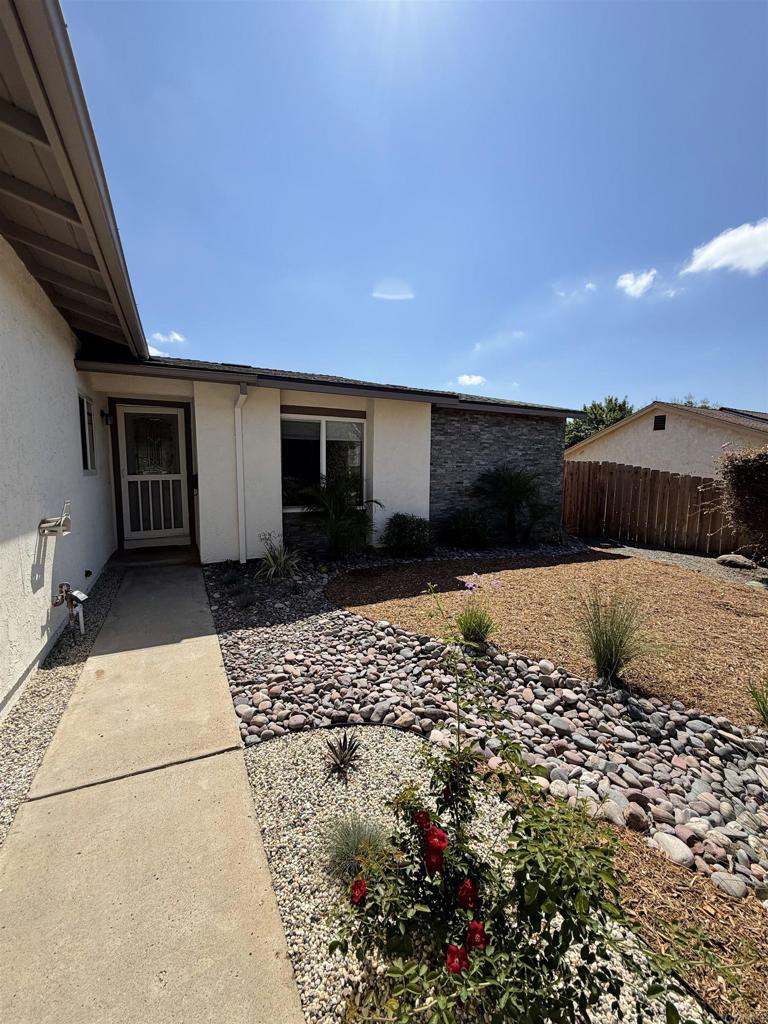 13849 Olive Park Property Photo 4