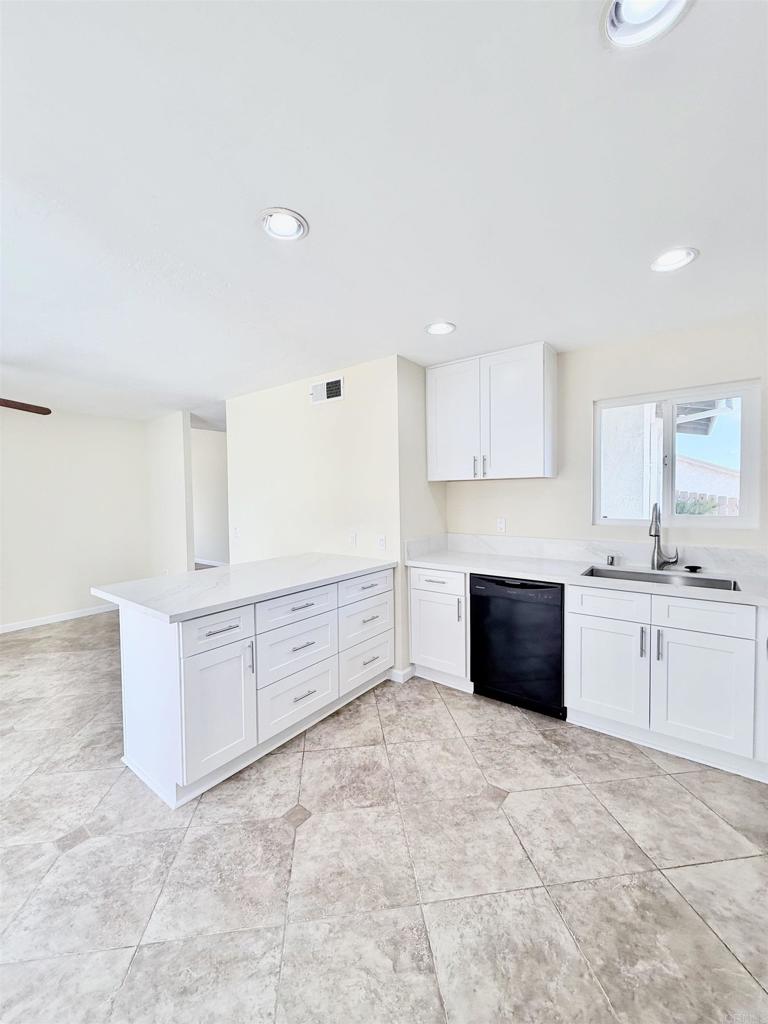 13849 Olive Park Property Photo 7