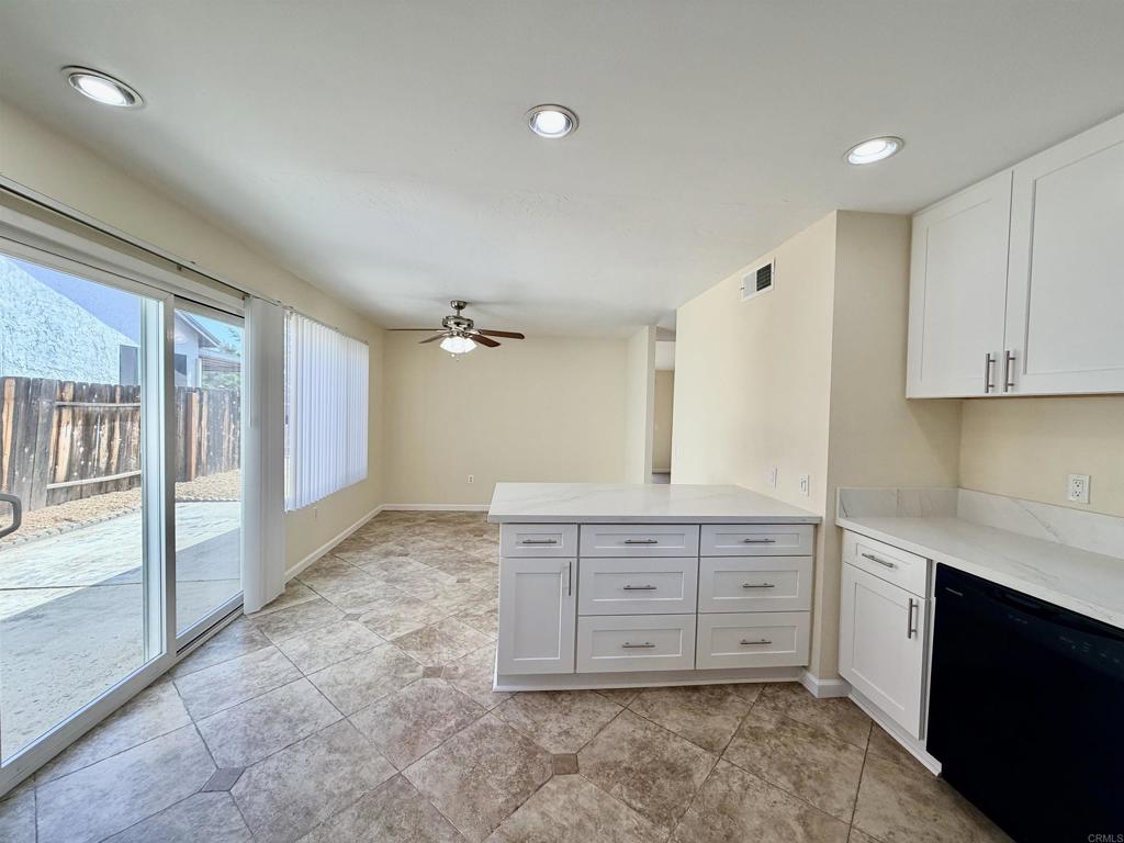 13849 Olive Park Property Photo 10