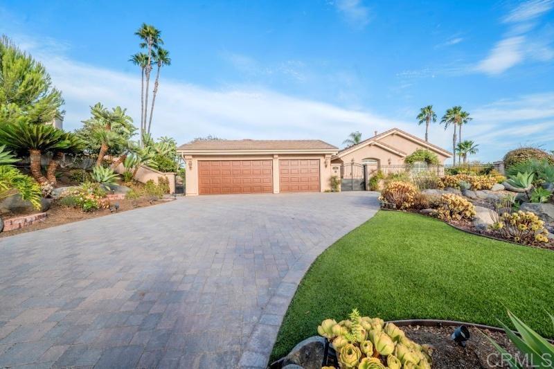 3542 Avenida Amorosa Property Photo 1