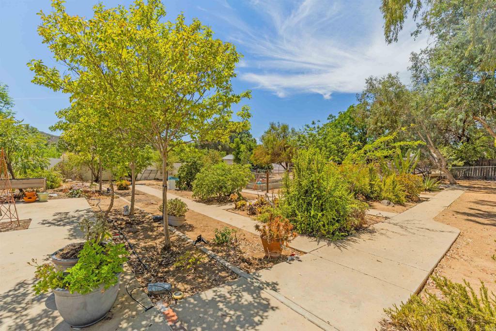 15850 Fecanin Way Property Photo 20