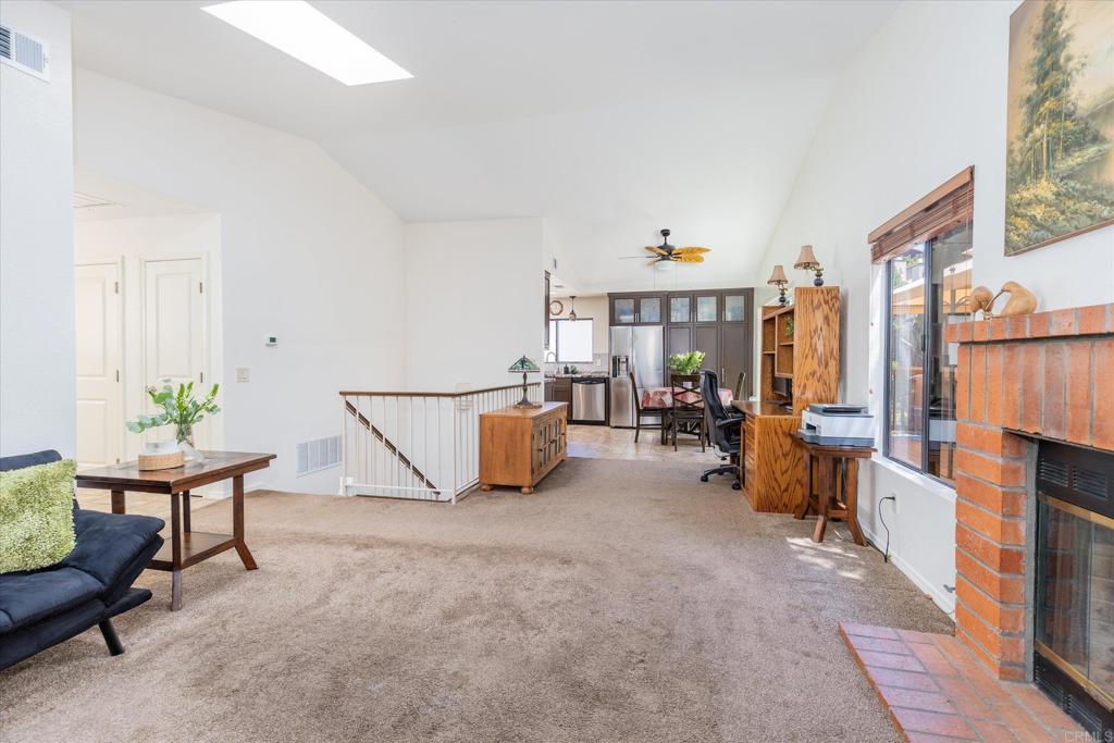 1679 Madrone Glen Property Photo 13