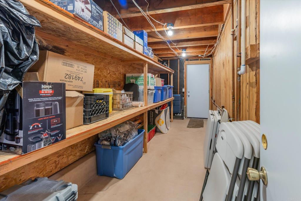 1679 Madrone Glen Property Photo 27