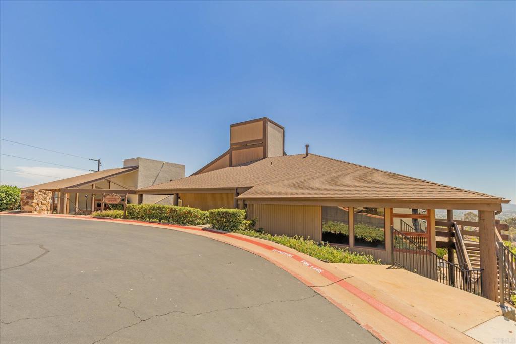 1679 Madrone Glen Property Photo 49