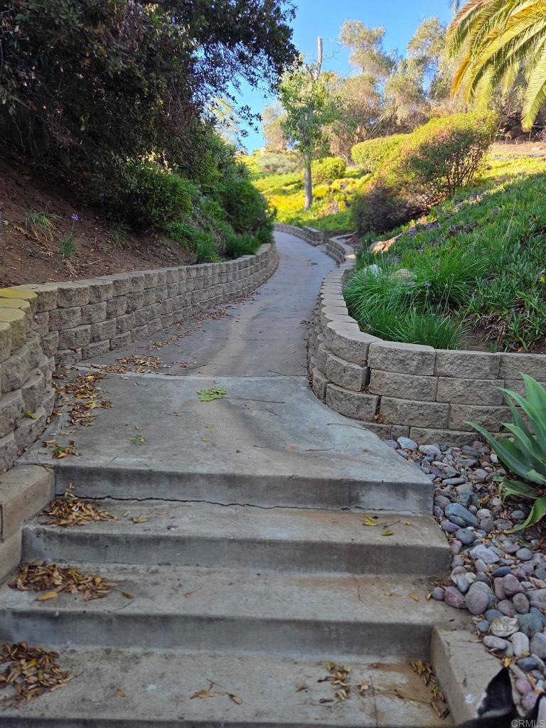 1679 Madrone Glen Property Photo 70