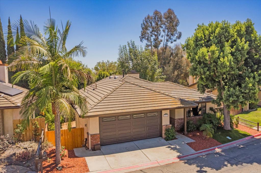 1679 Madrone Glen Property Photo 74