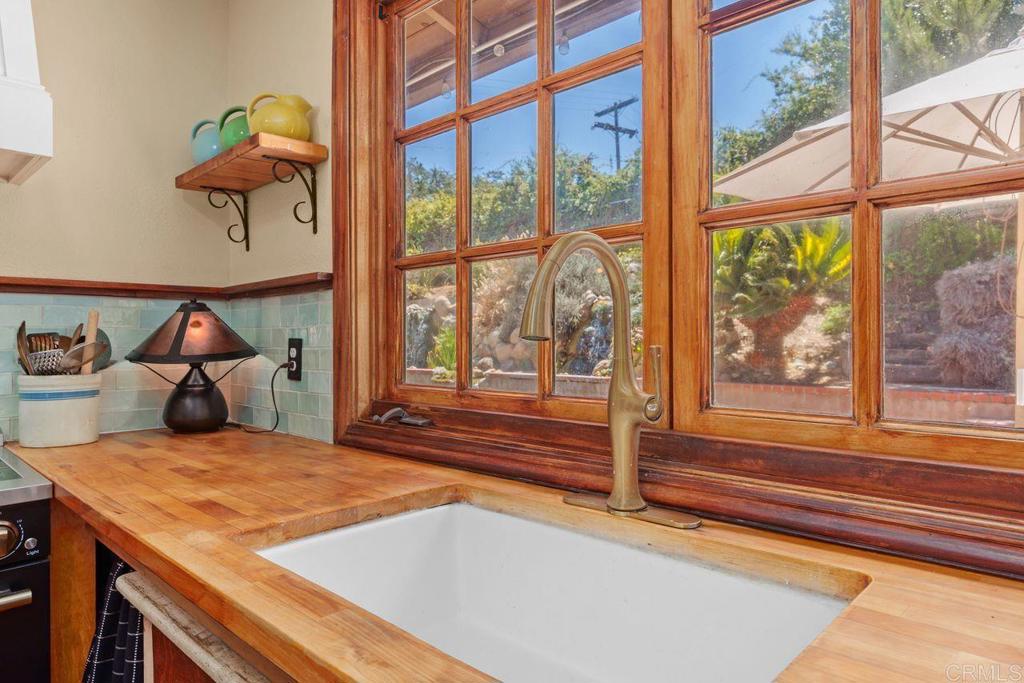 345 Osborne Street Property Photo 11