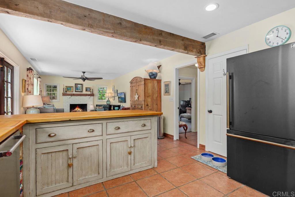 345 Osborne Street Property Photo 13