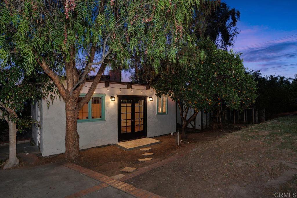 345 Osborne Street Property Photo 36