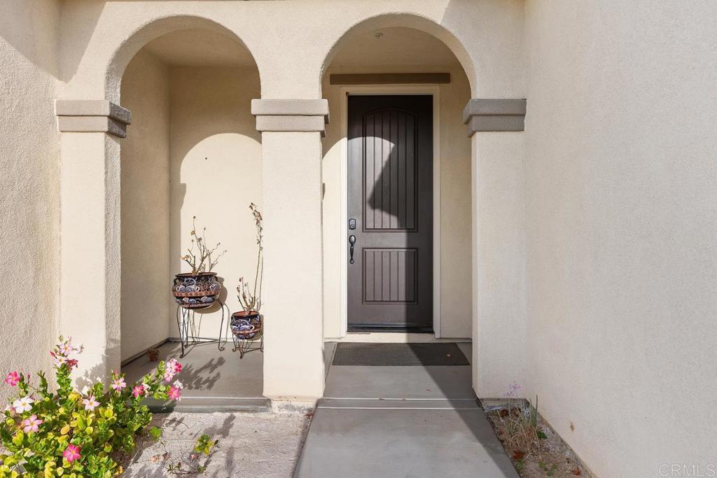 2514 Blackbird Gln Property Photo 3