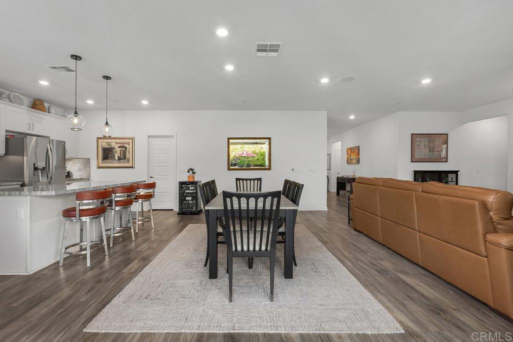 2514 Blackbird Gln Property Photo 11