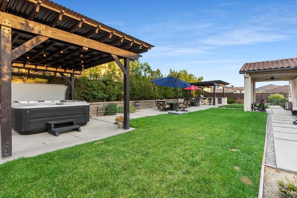 2514 Blackbird Gln Property Photo 31