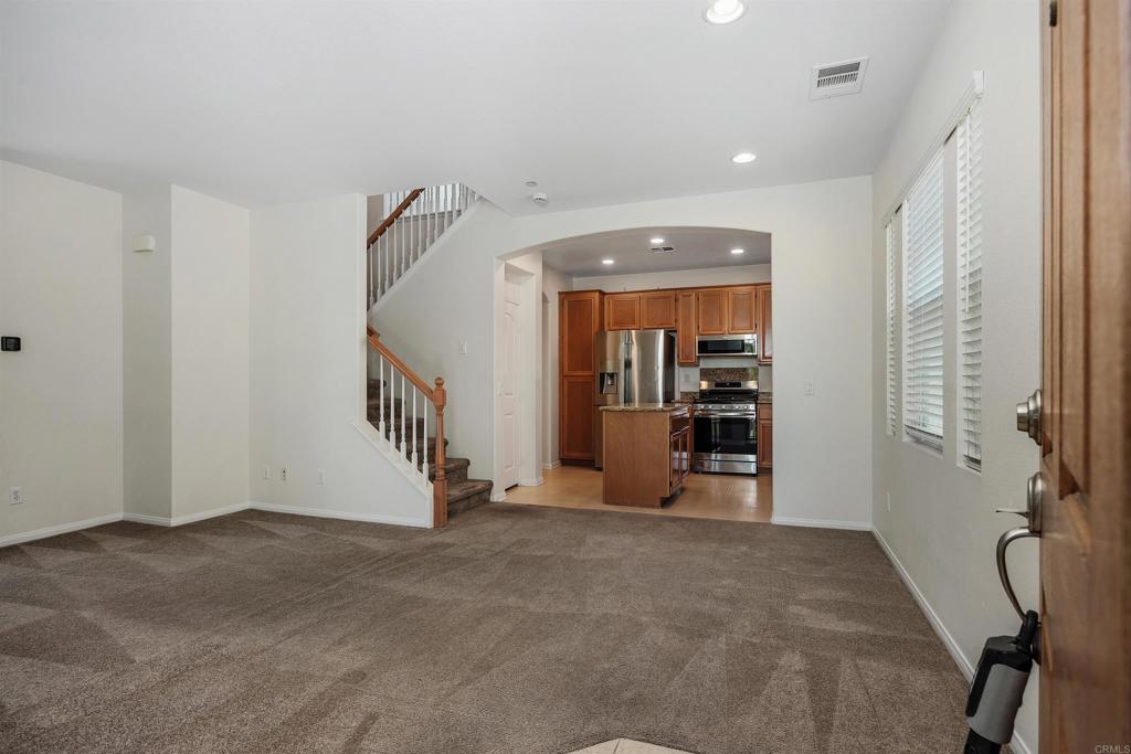 1494 Mosaic Glen Property Photo 5