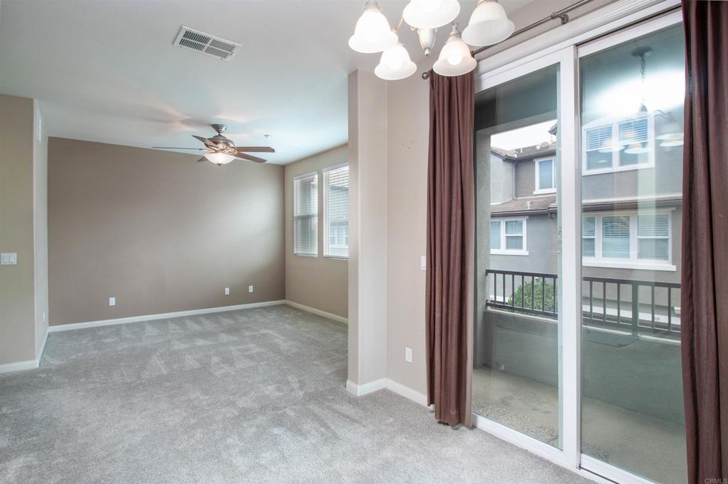 1819 Clare Ln Property Photo 12