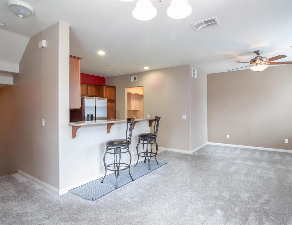 1819 Clare Ln Property Photo 13